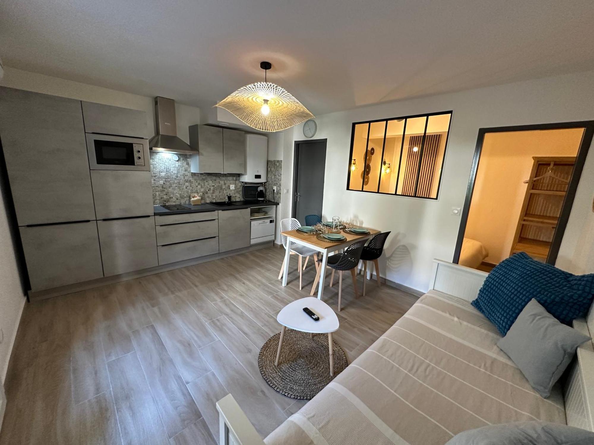 Appartement Climatise Avec Chambre Et Parking Privatif Locations Vld Camargue Saintes-Maries-de-la-Mer Eksteriør bilde